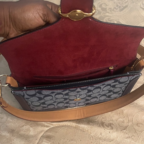 Coach Purse - Picture 3 of 3